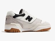 New Balance 550 “Sea Salt/Gum” sneakers (Image via Twitter/@SBDetroit)